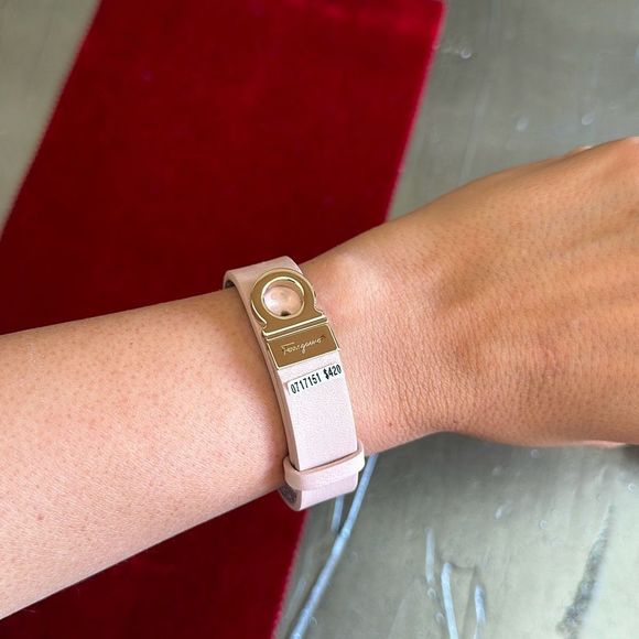 Salvatore Ferragamo Gancini Glitter 2 Sides Adjustable Bracelet - Picture 5 of 7